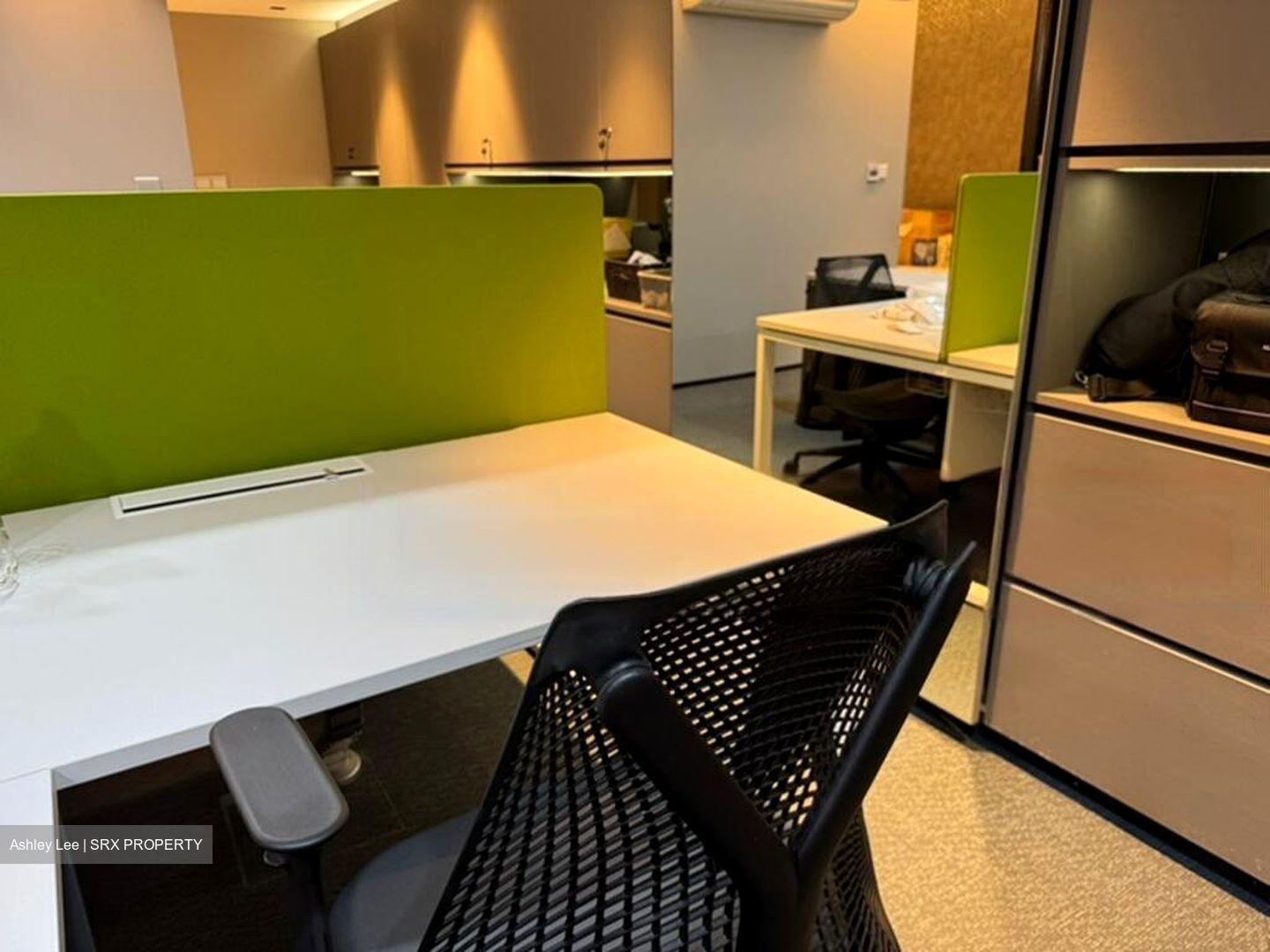 Tahir Building (D1), Office #478563601